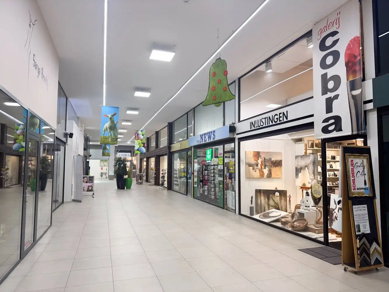 Kantoor- of handelsruimte shopping 3 Genk foto 9