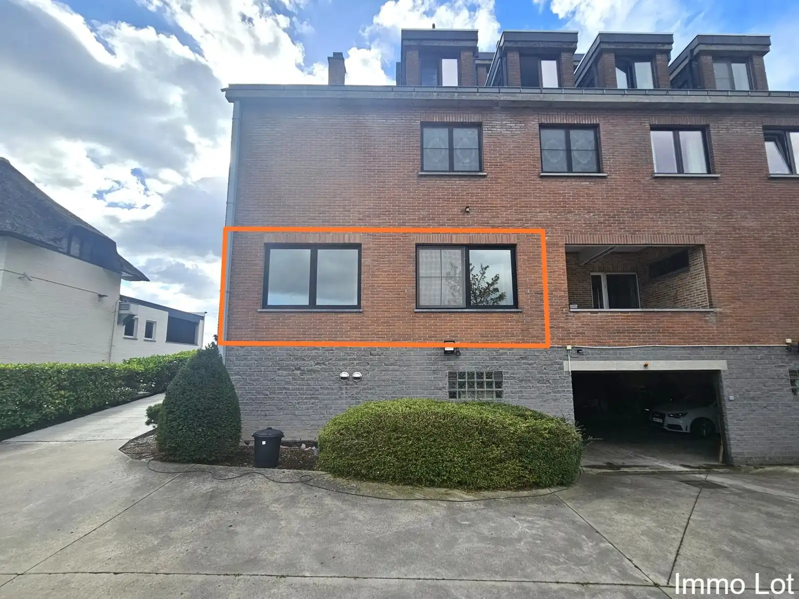Appartement met zicht op water te huur foto {{pictureIndex}}
