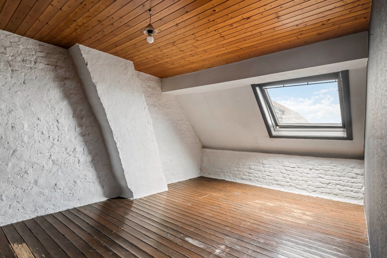 Woning met 4 slaapkamers, tuin en garage in Dadizele-centrum foto 15