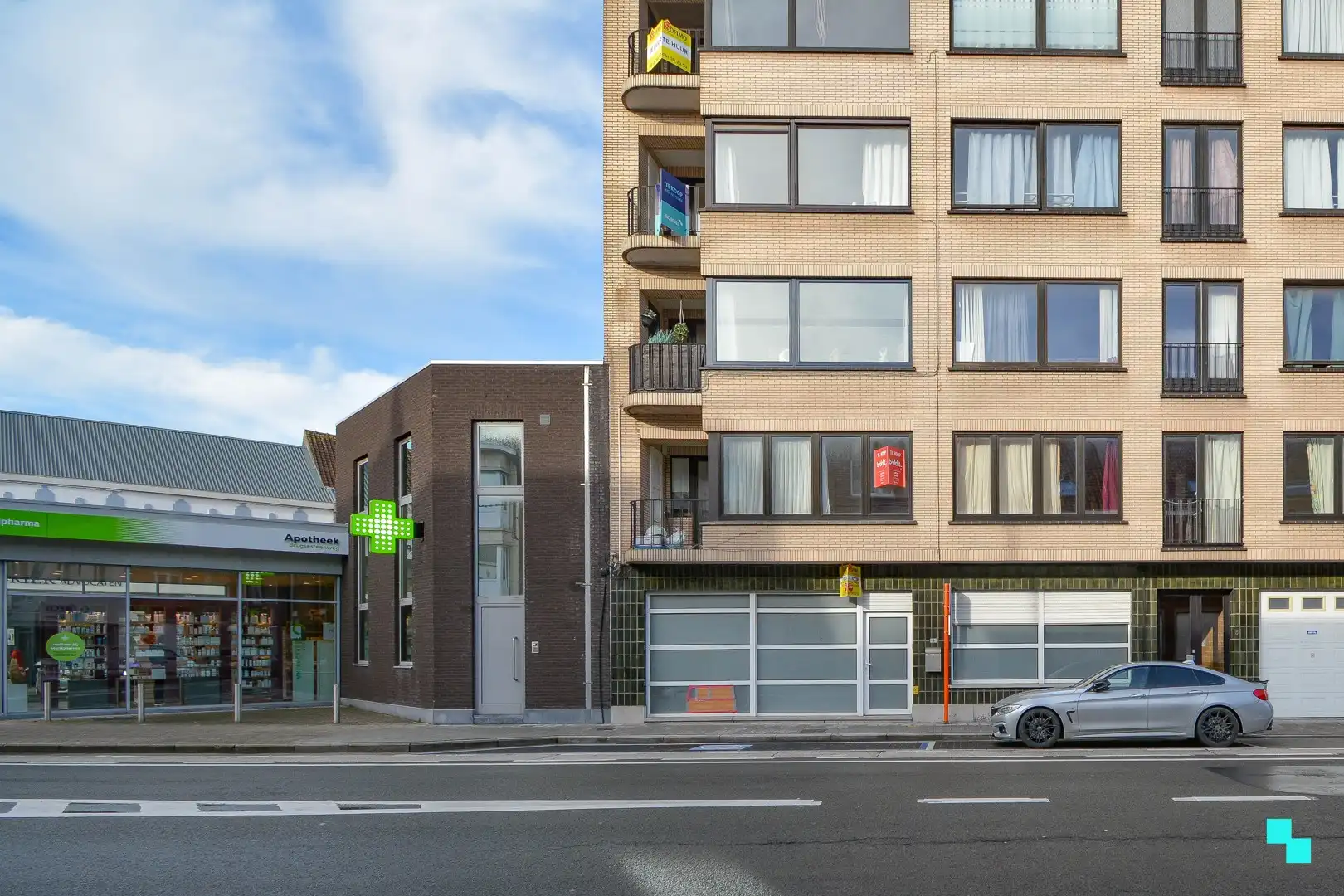 3-slaapkamer appartement met garage te Roeselare foto {{pictureIndex}}