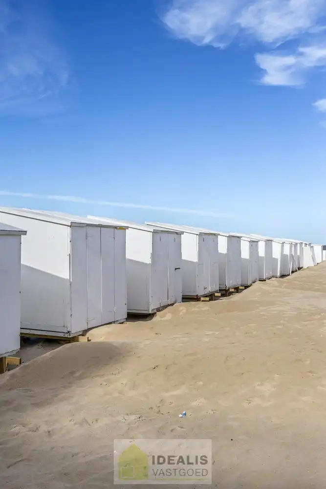 IDEALIS VASTGOED - HEERLIJK GELIJKVLOERS VAKANTIE-APPARTEMENT TE ZEEBRUGGE-BAD OP WANDELAFSTAND VAN HET STRAND EN DE DUINEN! EEN FIJNE PLEK BESTAANDE UIT EEN LICHTRIJKE LEEFRUIMTE MET OPEN KEUKEN EN BERGING, 1 RUIME SLAAPKAMER, 1 INPANDIGE KINDERKAMER, EEN EXTRA RUIM TERRAS EN EEN GOED TOEGANKELIJKE ONDERGRONDSE PARKEERPLAATS (AUTOLIFT) EN KELDERBERGING! foto 42