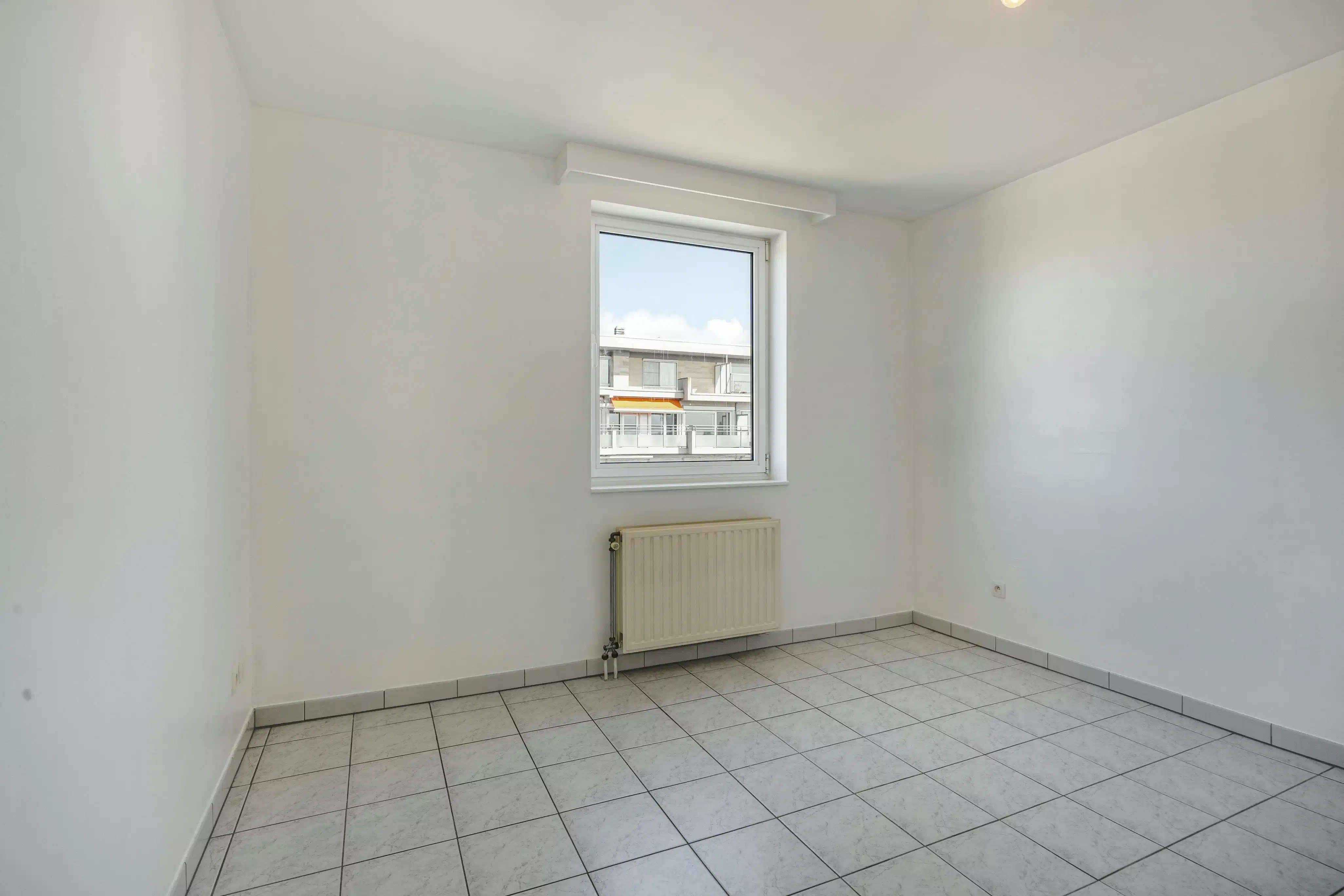 Lichtrijk appartement met terras te koop op Linkeroever foto 14
