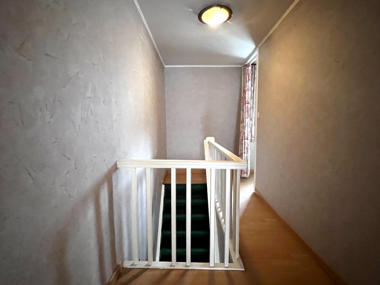 Charmante rijwoning te koop in hartje Harelbeke! – een ideale starterswoning of slimme investering! foto 15