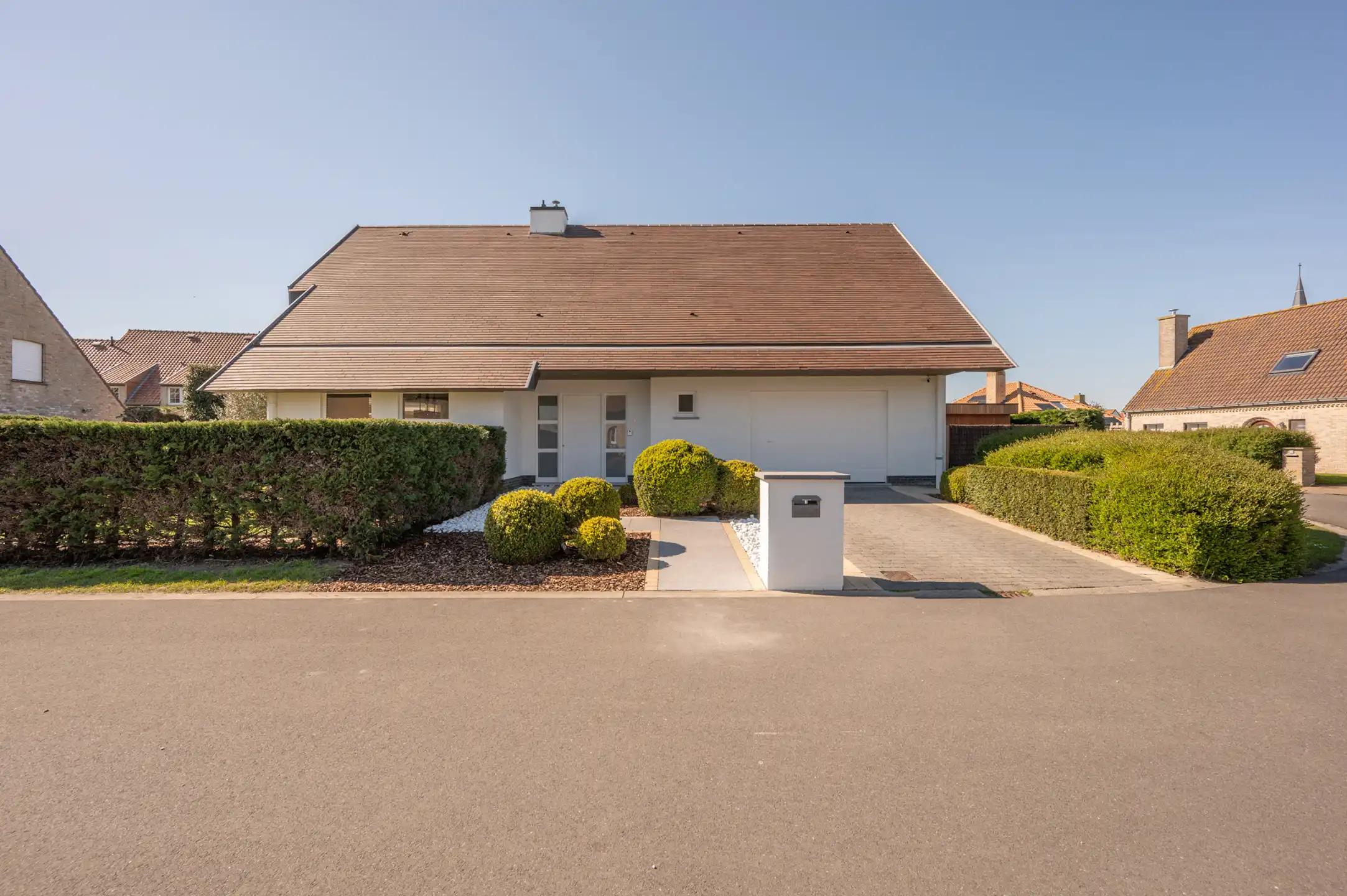 Tijdloze villa met buitenzwembad en exclusief poolhouse foto 29