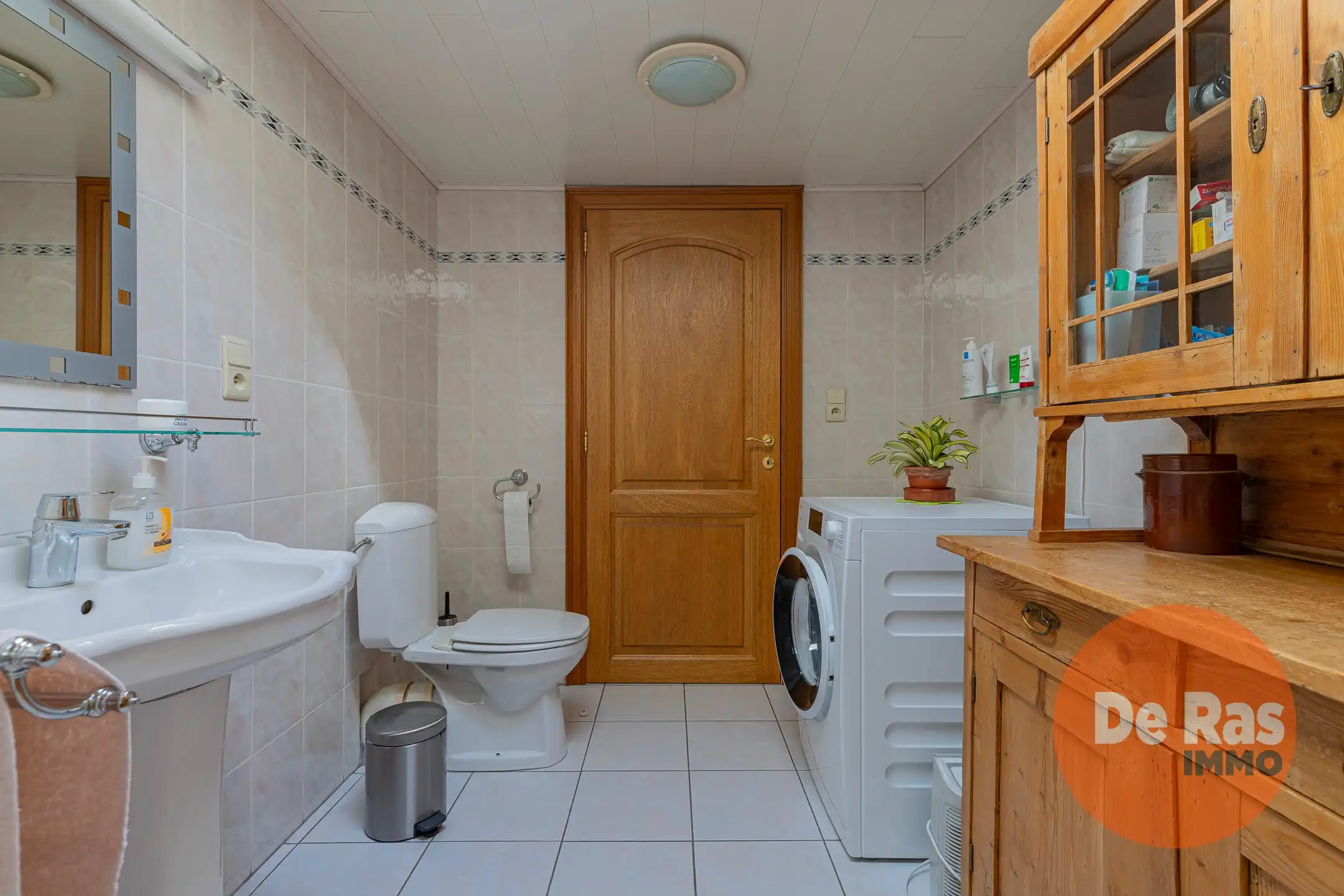 NIEUWERKERKEN - Goed onderhouden woning met tuin foto 9