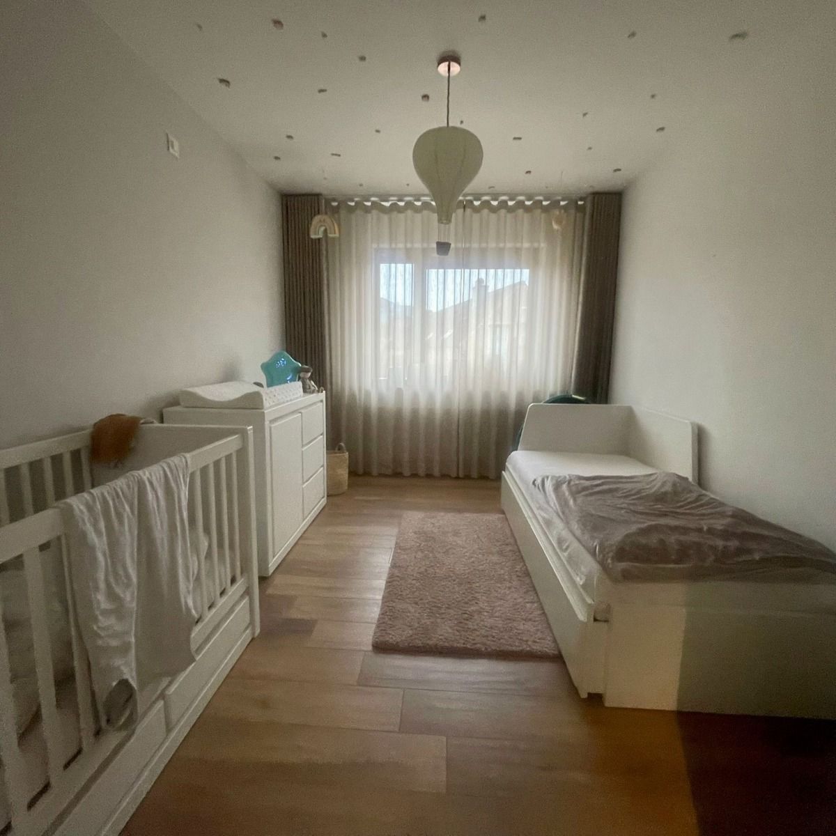 Luxe appartement (206m2) met 4 slaapkamers foto 28