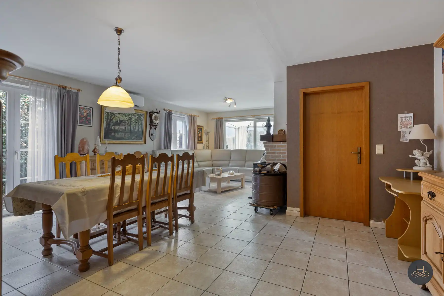 Ruime, open woning op prachtig perceel in rustige straat foto 6