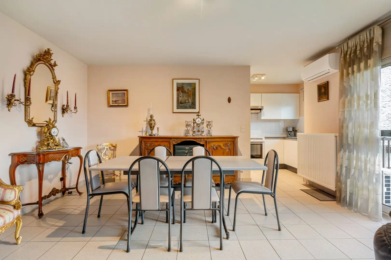 Comfortabel appartement met 1 slaapkamer, terras en autostandplaats nabij het centrum van Maaseik! foto 10