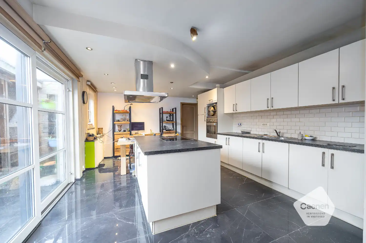 Recente half open woning te koop in Gistel foto 10