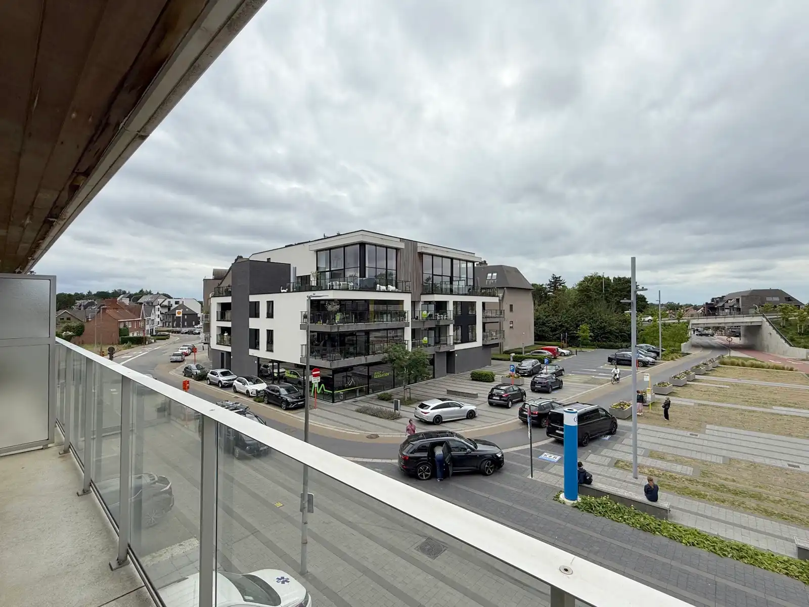 Instapklaar appartement met 2 slaapkamers en terras foto 21