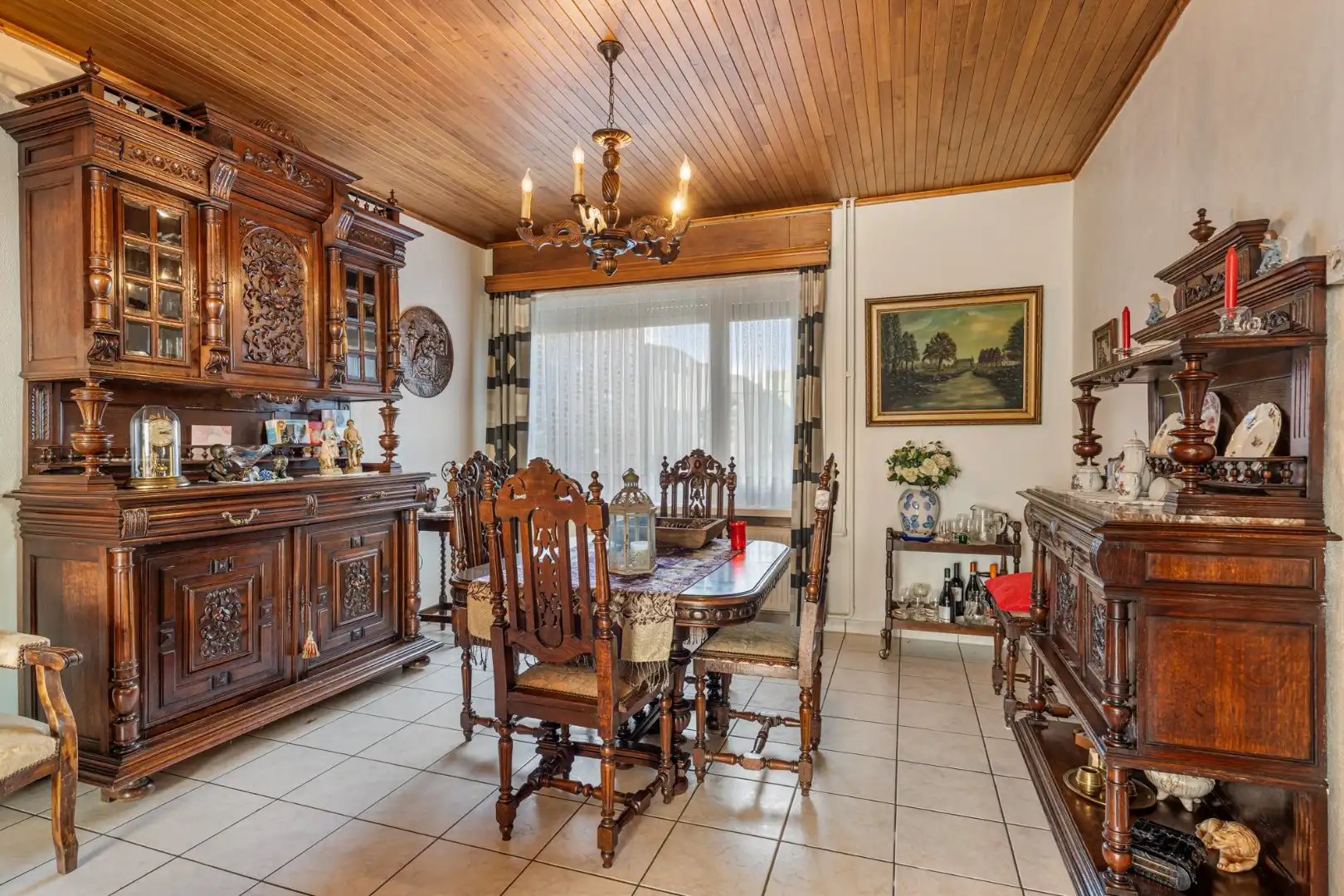 Halfvrijstaande gezinswoning met veel mogelijkheden op een perceel van 8are!  foto 12