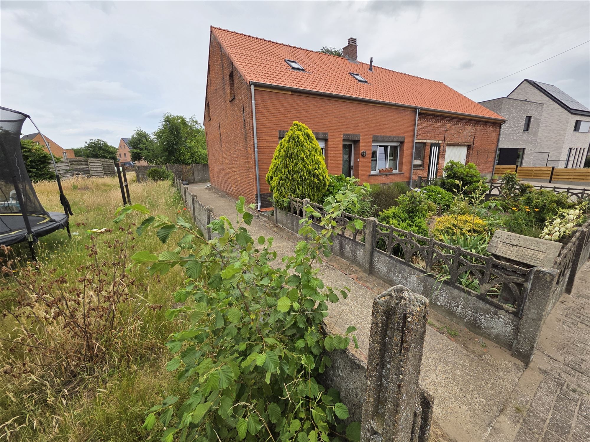 Gedeeltelijk vernieuwde boerderij op 903 m² foto 27