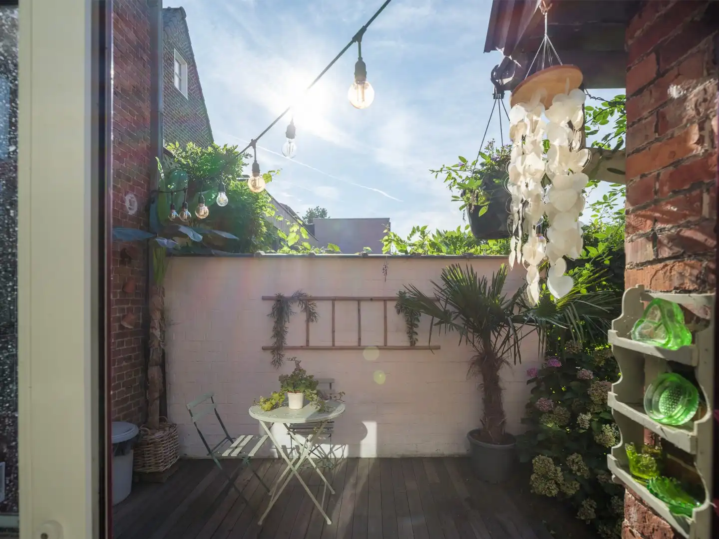 Instapklare woning met overvloedig licht en prachtige tuin foto 9