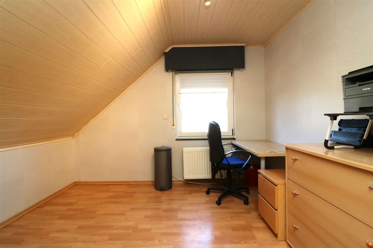Rustig wonen met centrale ligging en focus op buitenleven foto 32