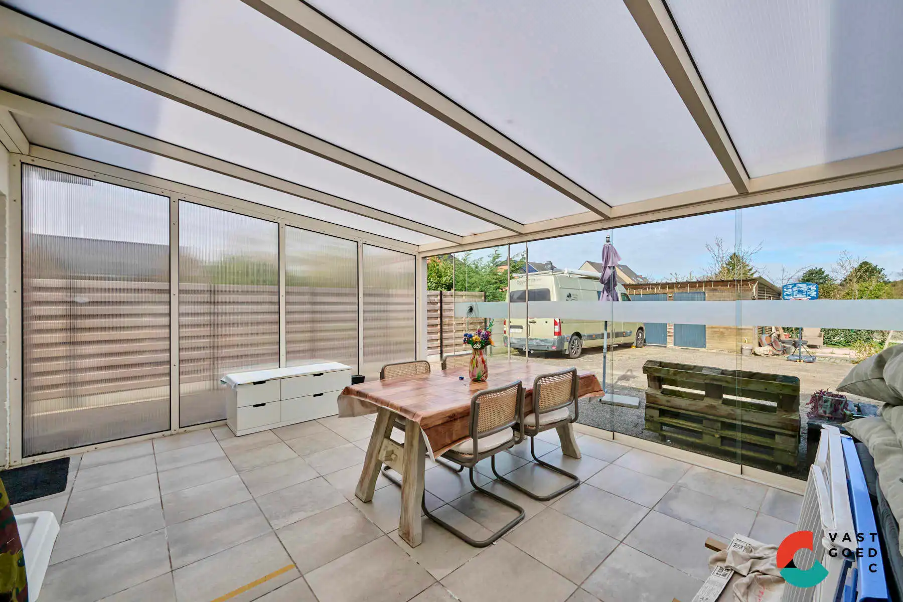 Gelijkvloerse woning op een mooi perceel foto 8