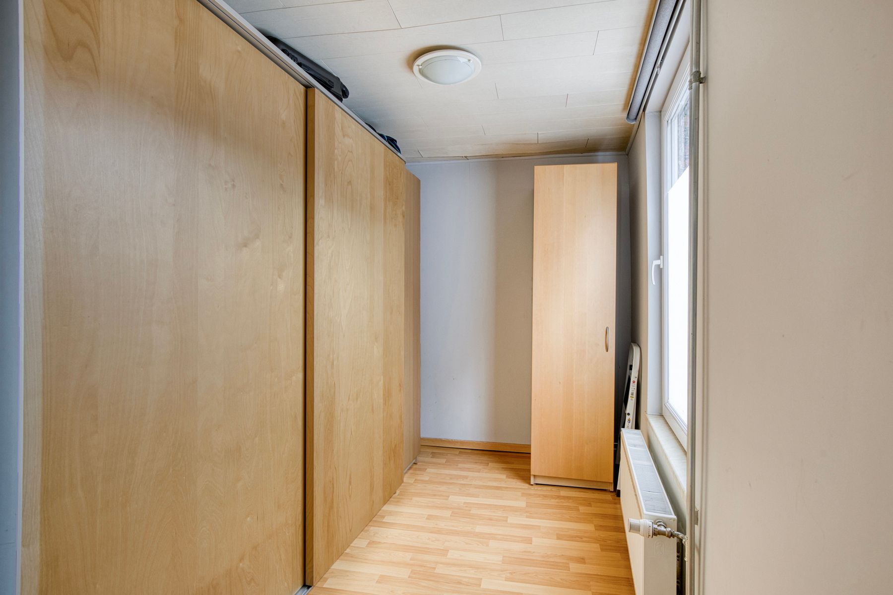 Gezellige rijwoning met terras te centrum Halle foto 9