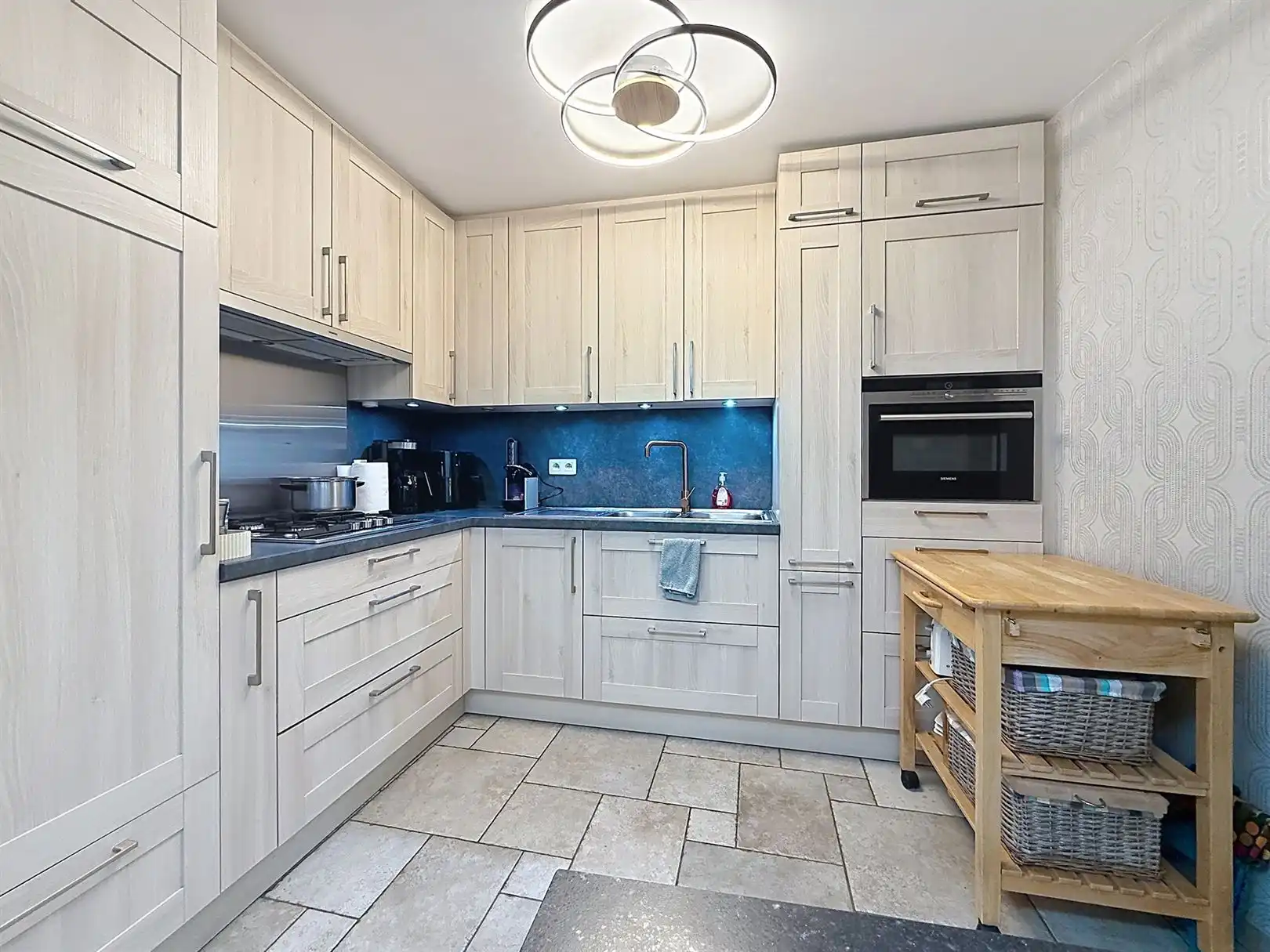 Instapklare stadswoning, tuin, 2 garages, 3a 17ca foto 13