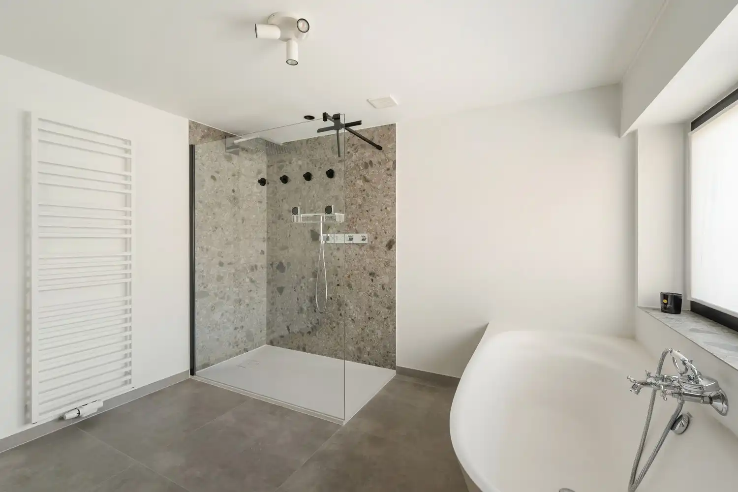 Prachtige burgerwoning met luxueuze afwerking foto 15