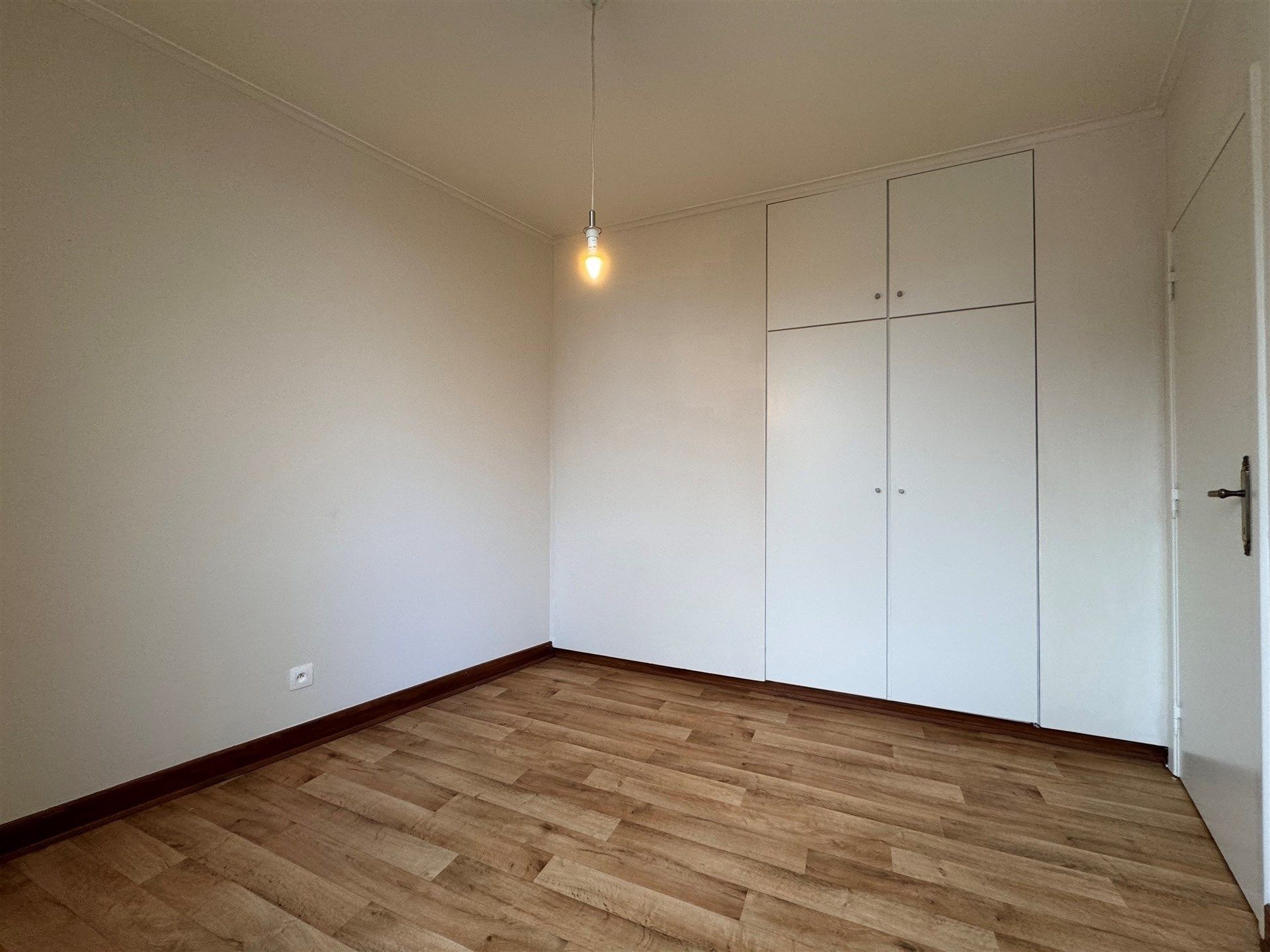 Gunstig gelegen appartement in centrum van Wetteren. foto 25