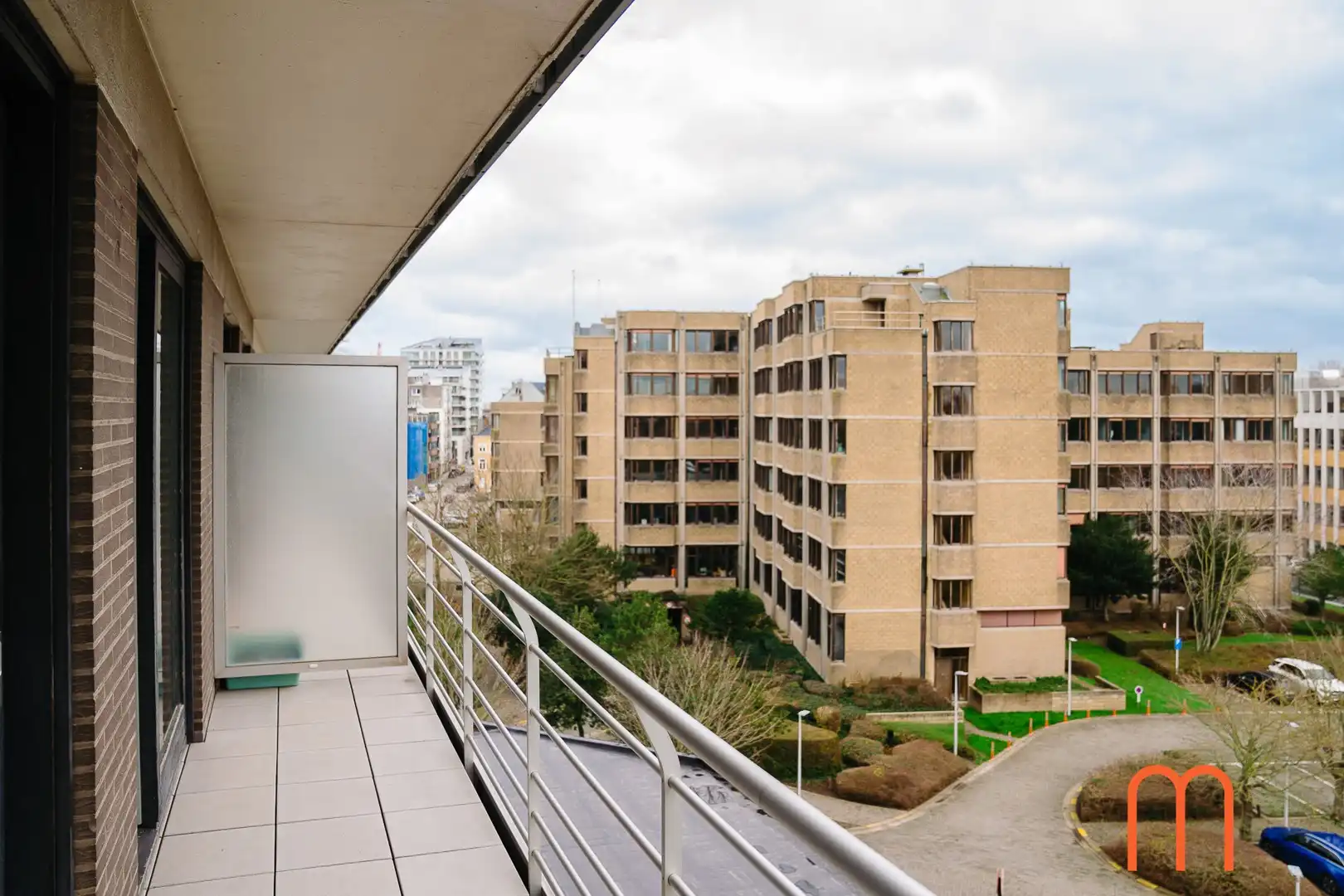 Stijlvol gemeubeld appartement met uniek zicht op jachthaven en Mercator foto 14