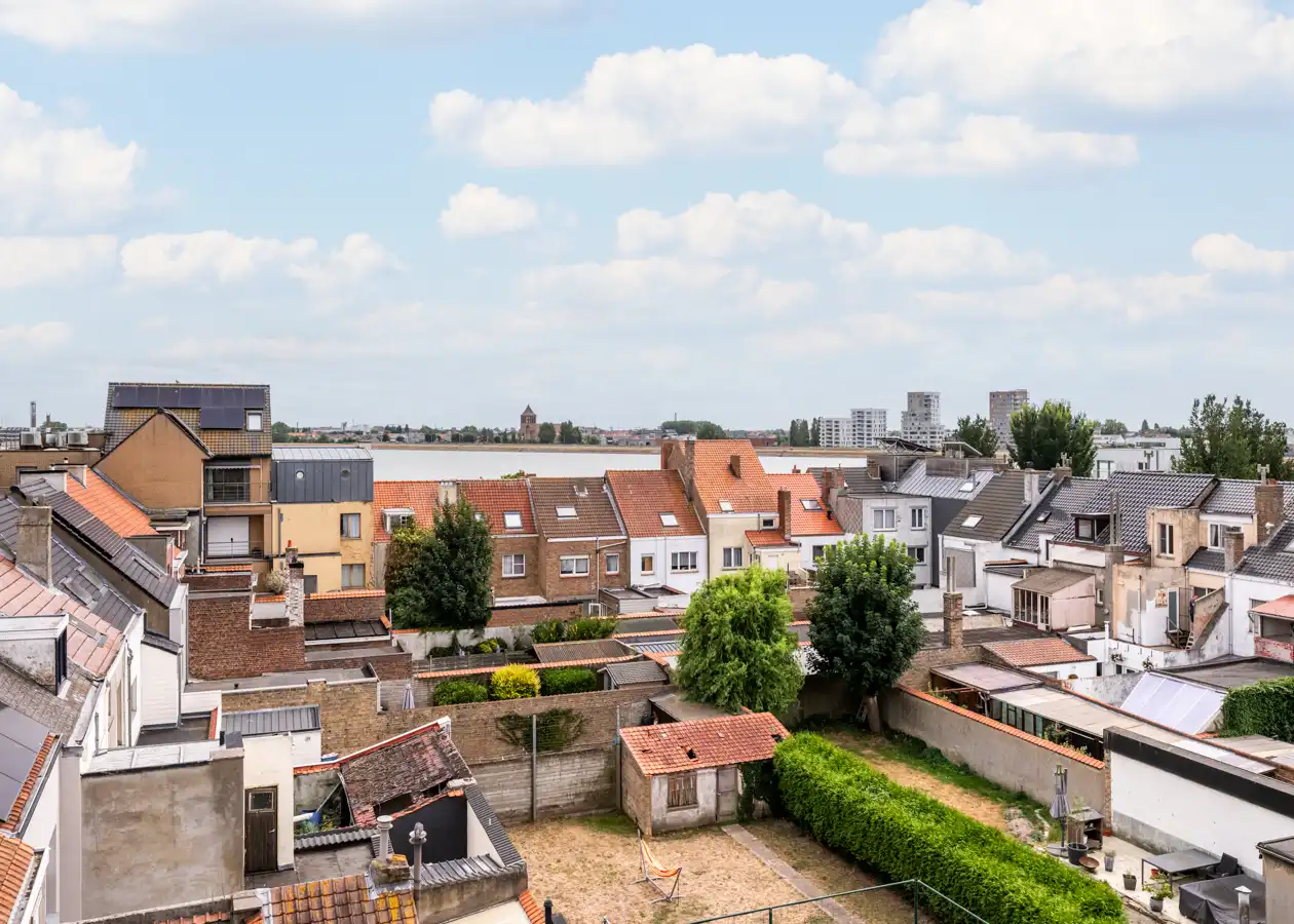 Ruim duplexappartement met 3 slaapkamers en zonnig terras foto 25