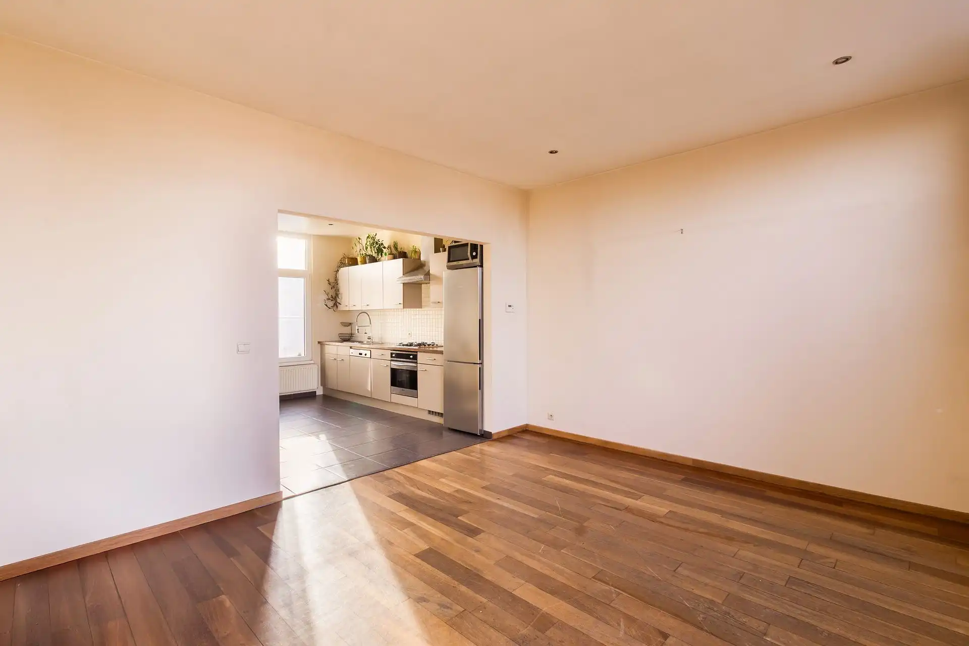 Gezellig appartement met charmante details in Antwerpen foto 3