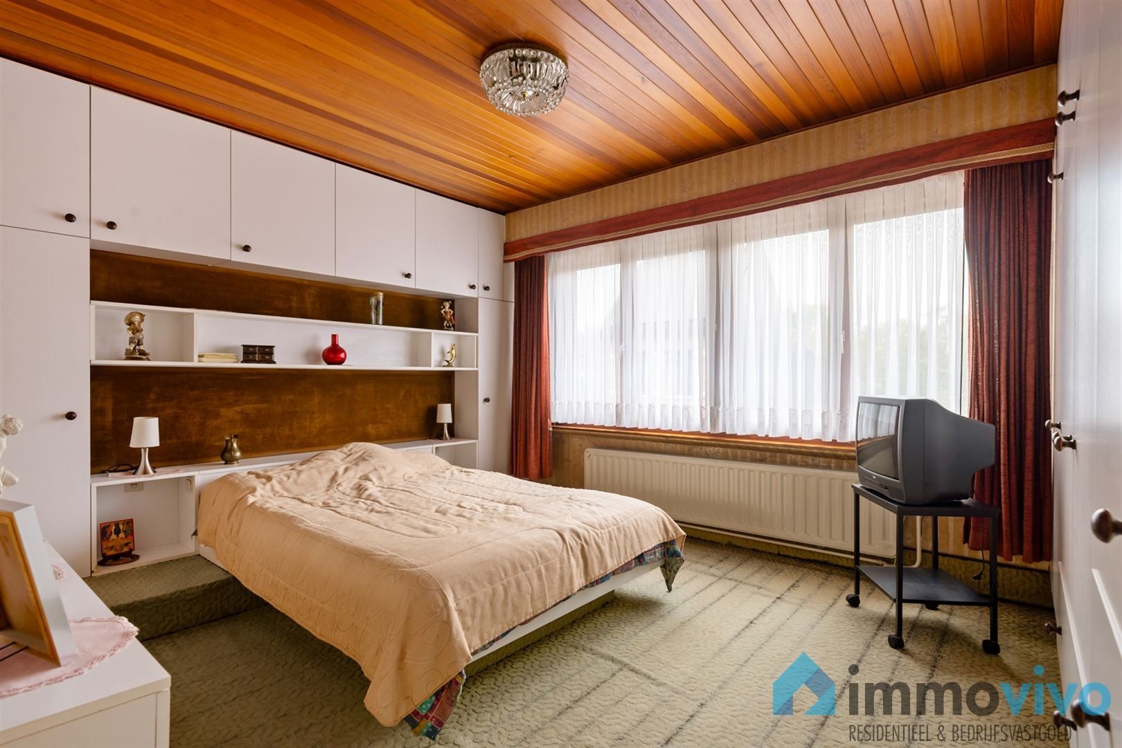 Leuke woning met renovatiepotentieel nabij het centrum foto 19