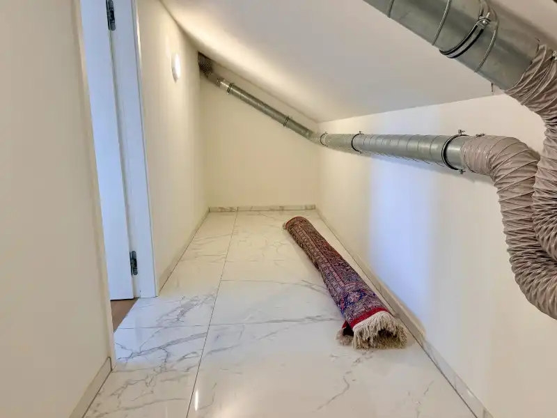 PENTHOUSE SERVICEFLAT MET 3 SLPK, 2 BADK, 2 TERRASSEN foto 19