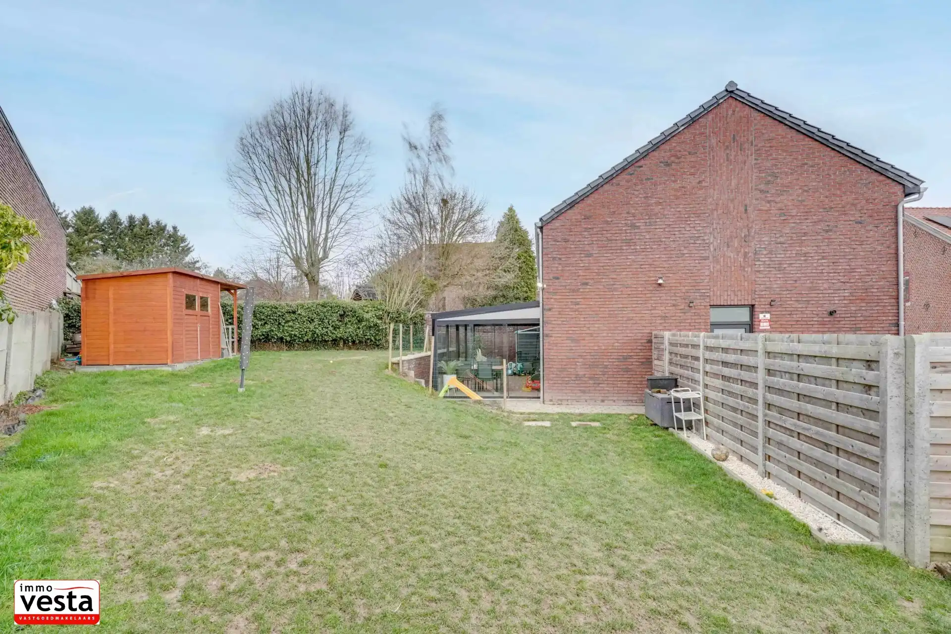 Huis met moderne voorzieningen foto 34