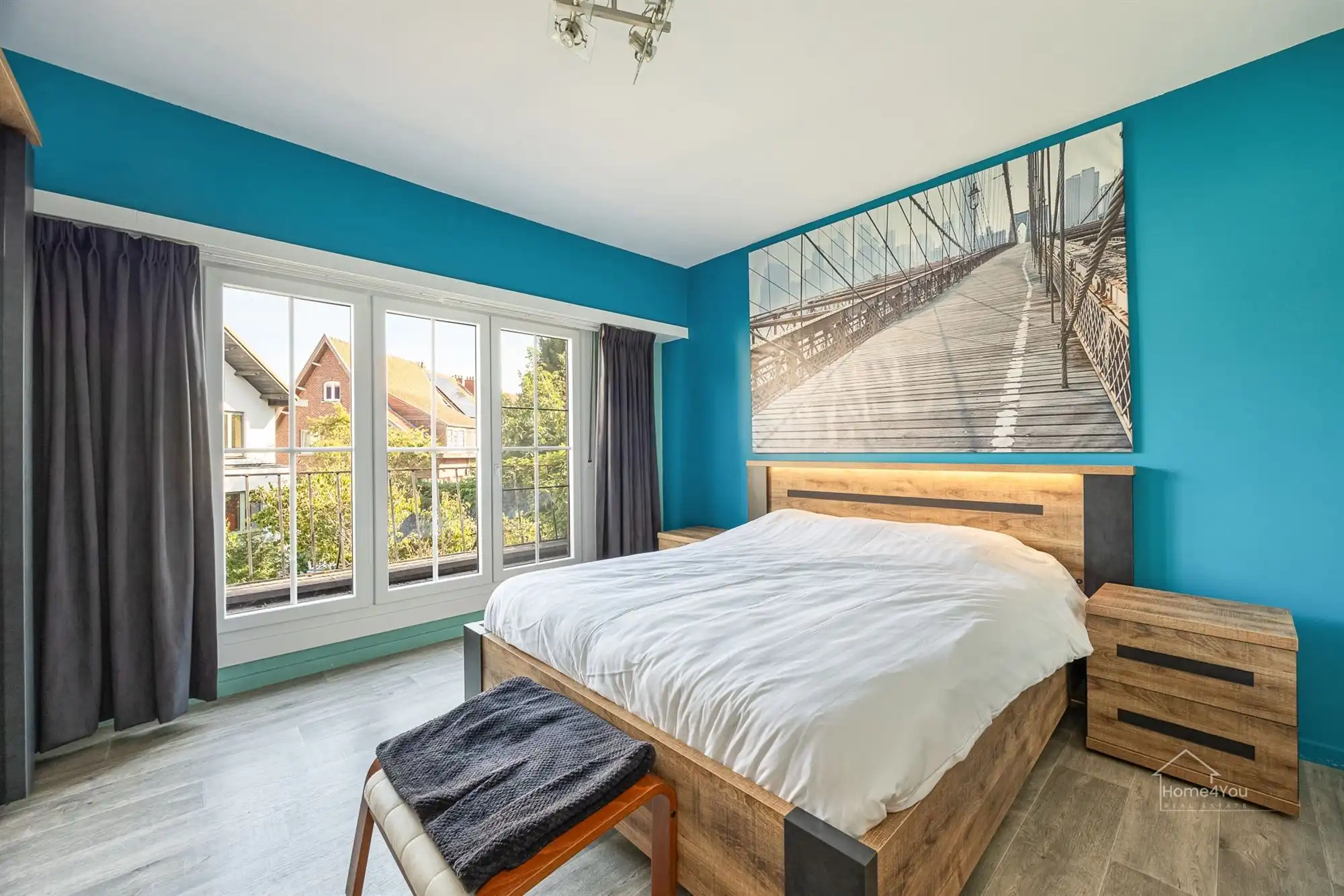 Instapklare halfopen bebouwing met zonnepanelen en ruime kelder foto 11