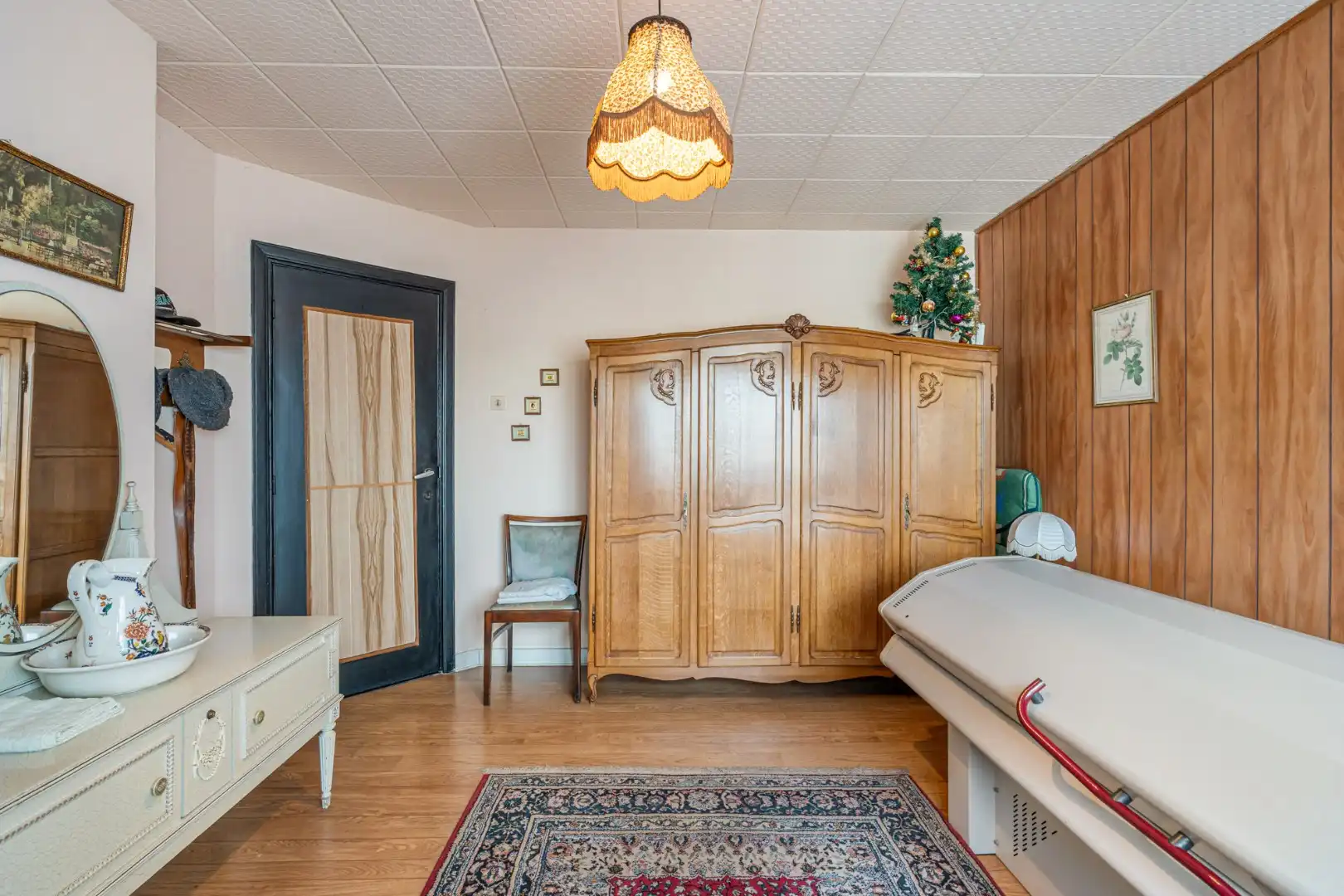 Halfvrijstaande gezinswoning met veel mogelijkheden op een perceel van 8are!  foto 26