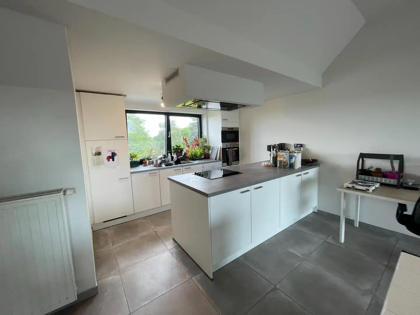 Prachtige penthouse met 3 slaapkamers en twee terrassen vlakbij het centrum van Hasselt. foto 6