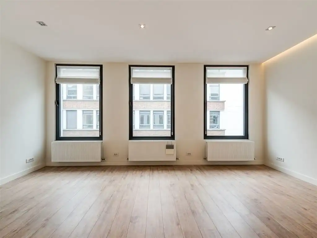 Prachtig afgewerkt appartement op TOPlocatie foto 3