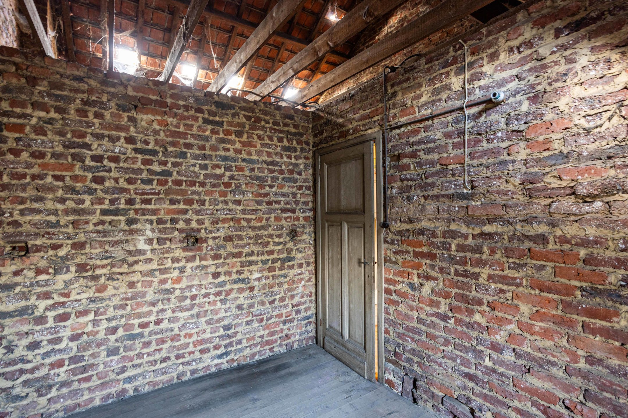 Authentieke woning met 4 slaapkamers te koop in Ronse foto 19