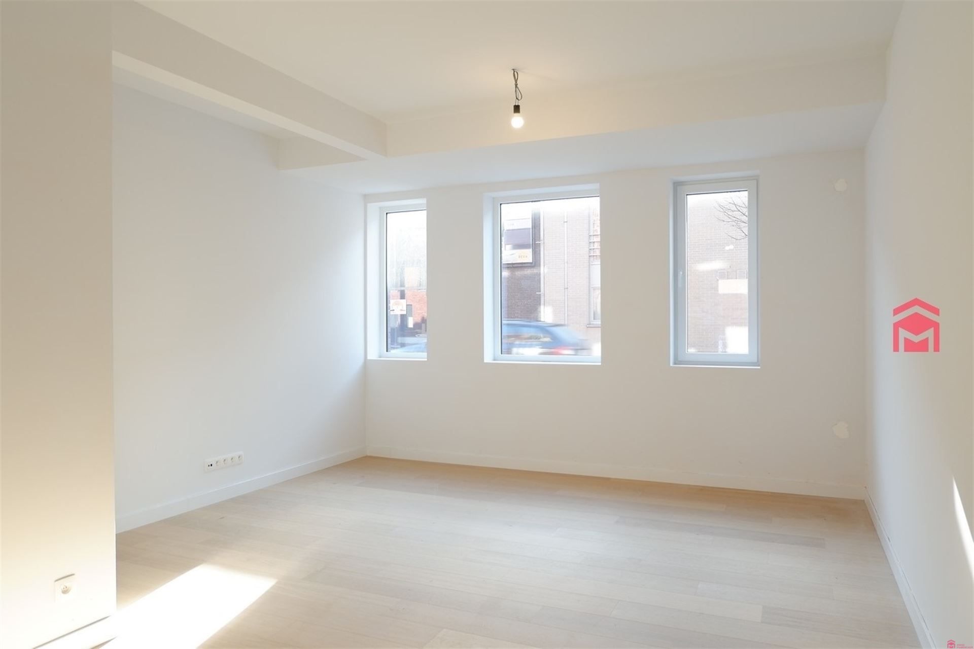 Recent, gelijkvloers appartement met tuintje foto 4