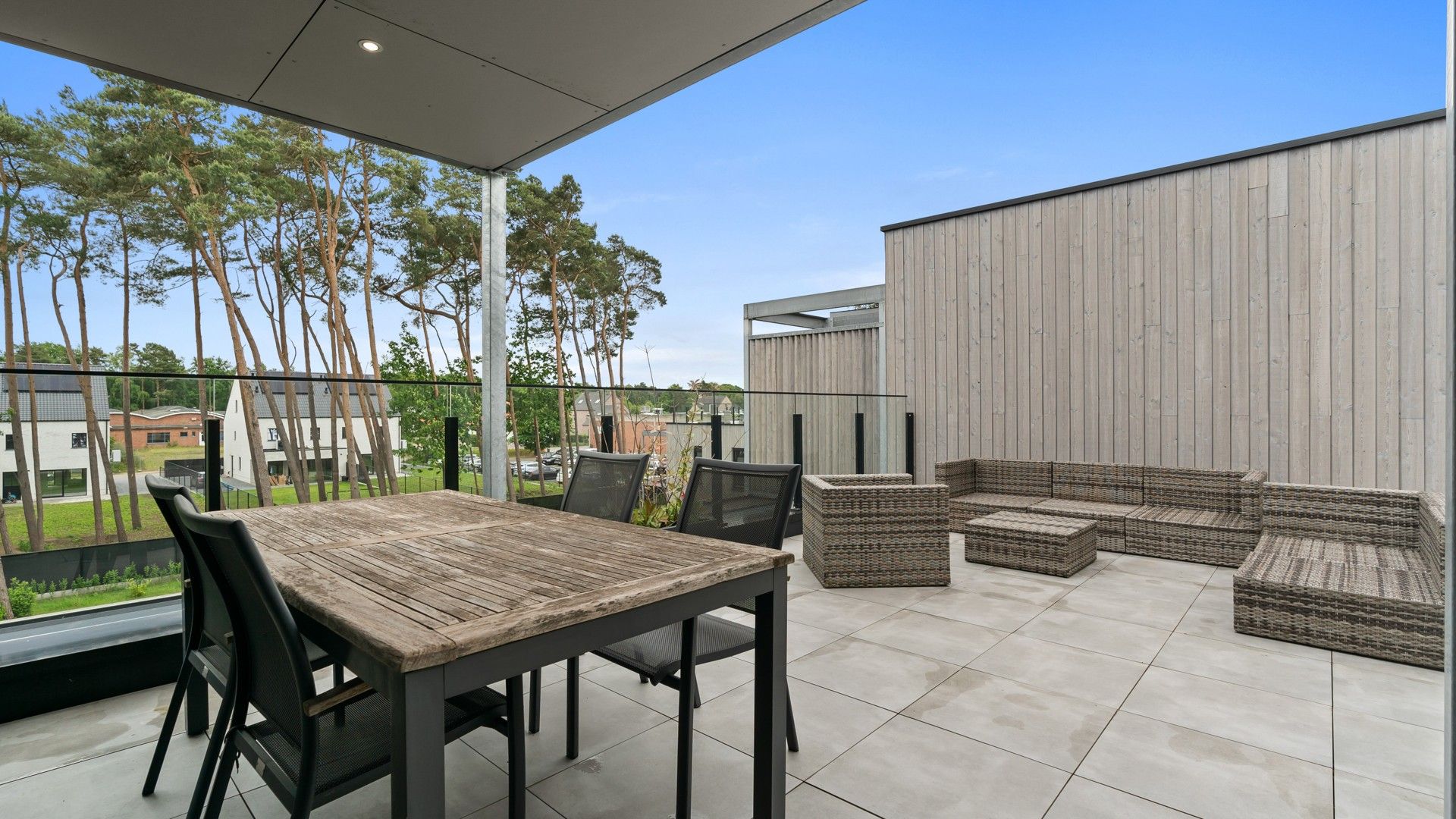 Penthouse met 2 slpkrs en riant terras van  58,74m² in Genk foto 16