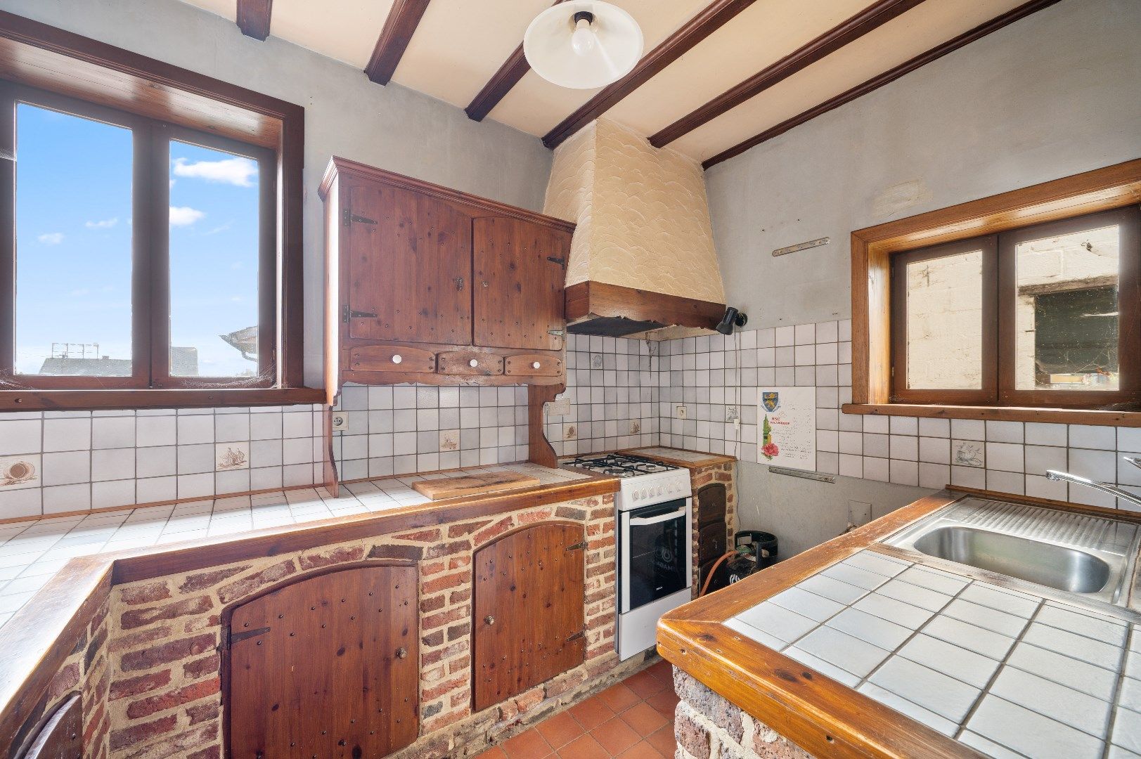 Ruime open bebouwing met 4 slaapkamers, tuin en veel ruimte in Waanrode foto 8