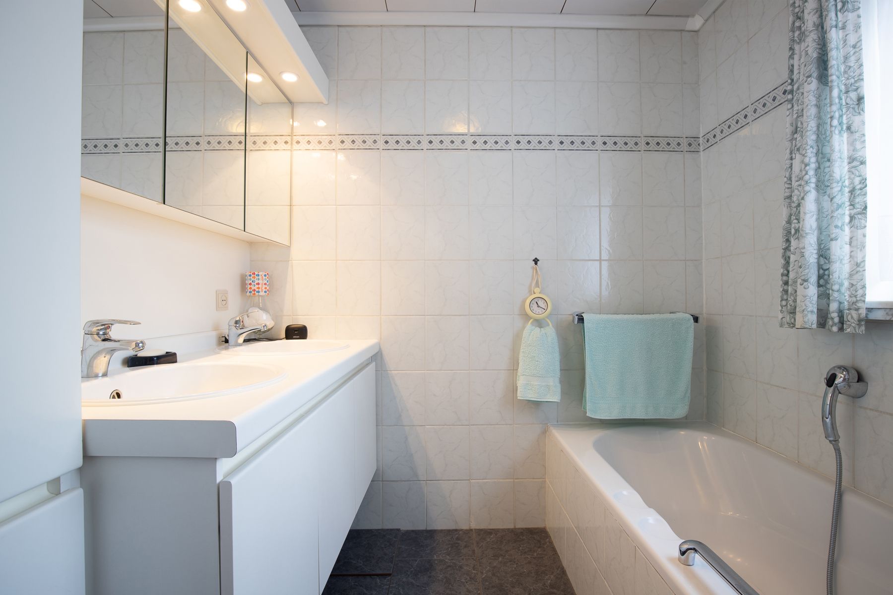 Gunstig gelegen woning met ruime tuin foto 10