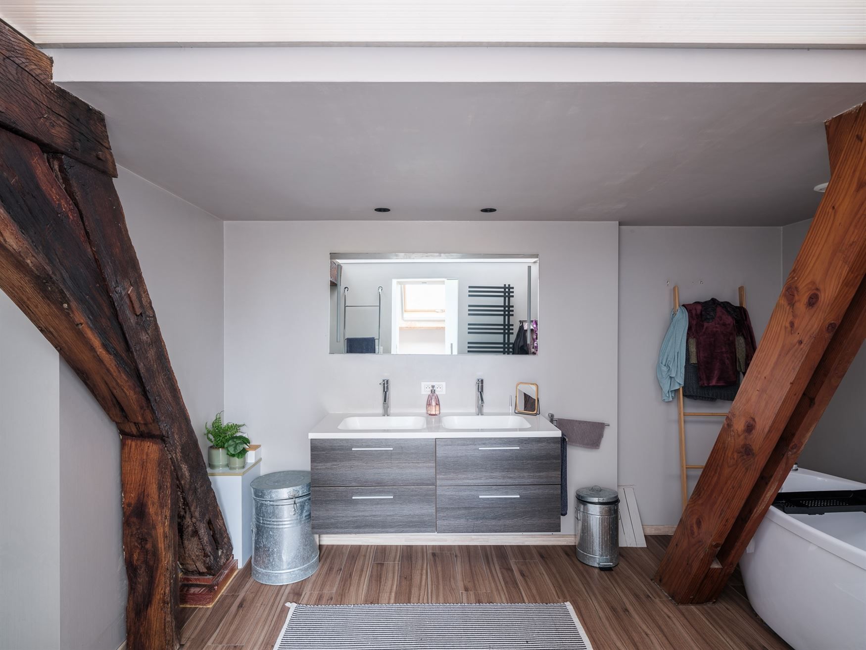 Karaktervolle loft met groot terras in hartje Oudenaarde. foto 13