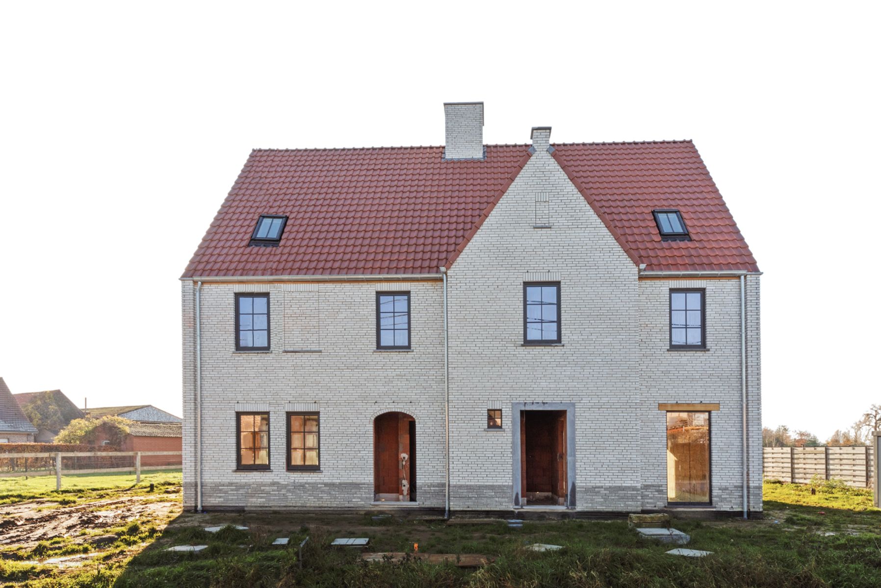 Nagelnieuwe woning met 4 verdiepingen, 3 tot 5 slaapkamers foto 12