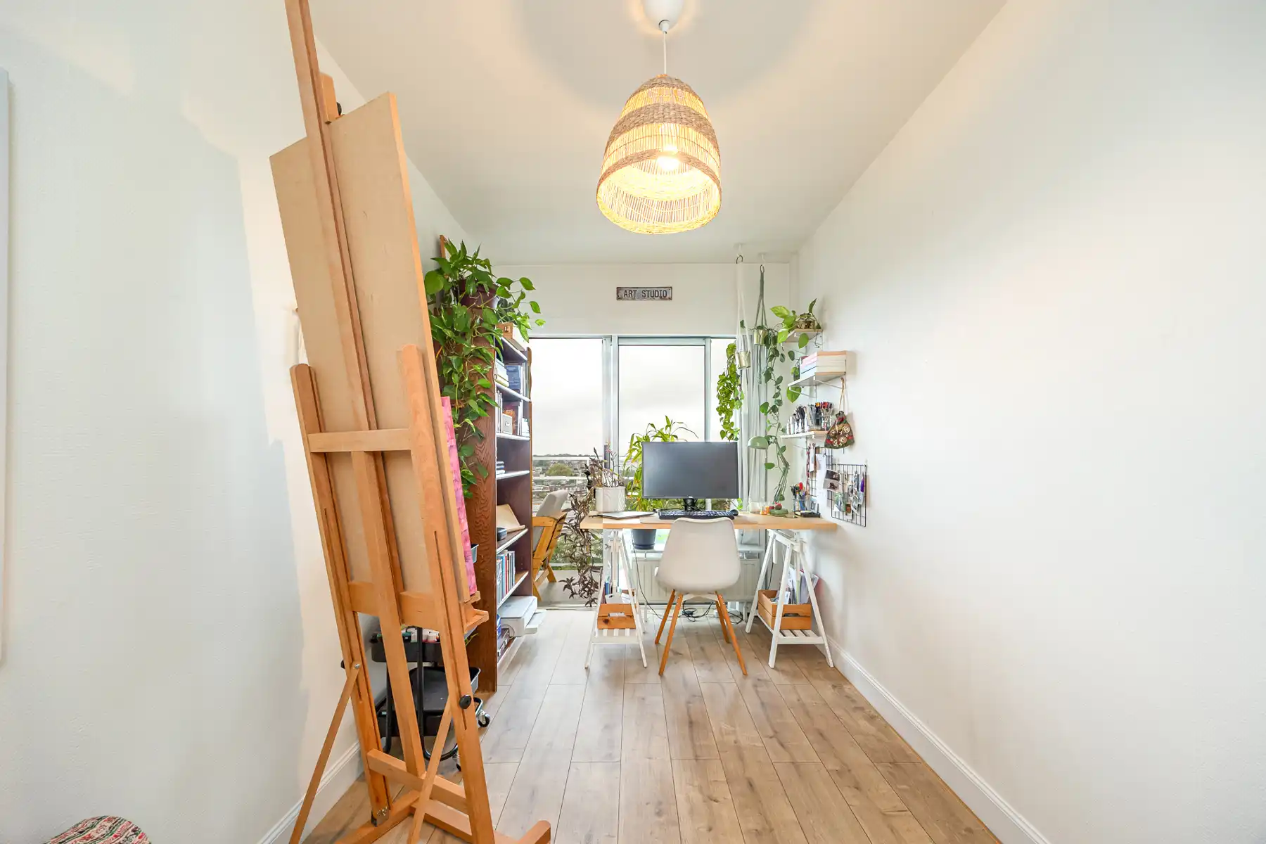 Gezellig 2-slaapkamerappartement op topligging met parking! foto 10