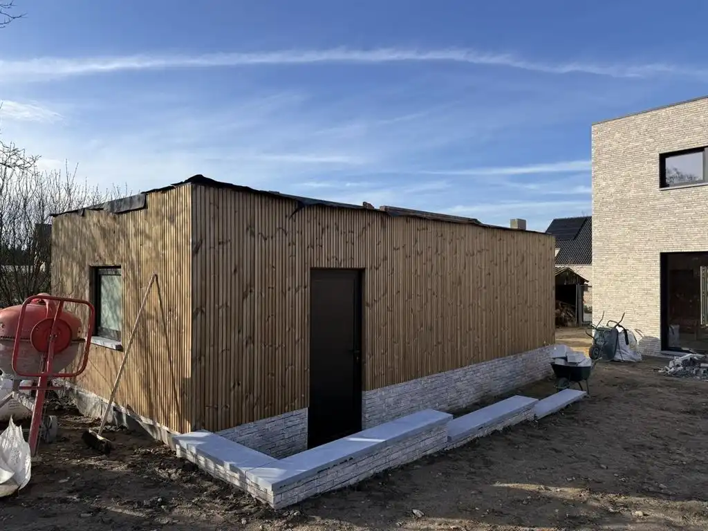 Stijlvolle nieuwbouwwoning met moderne architectuur foto 6