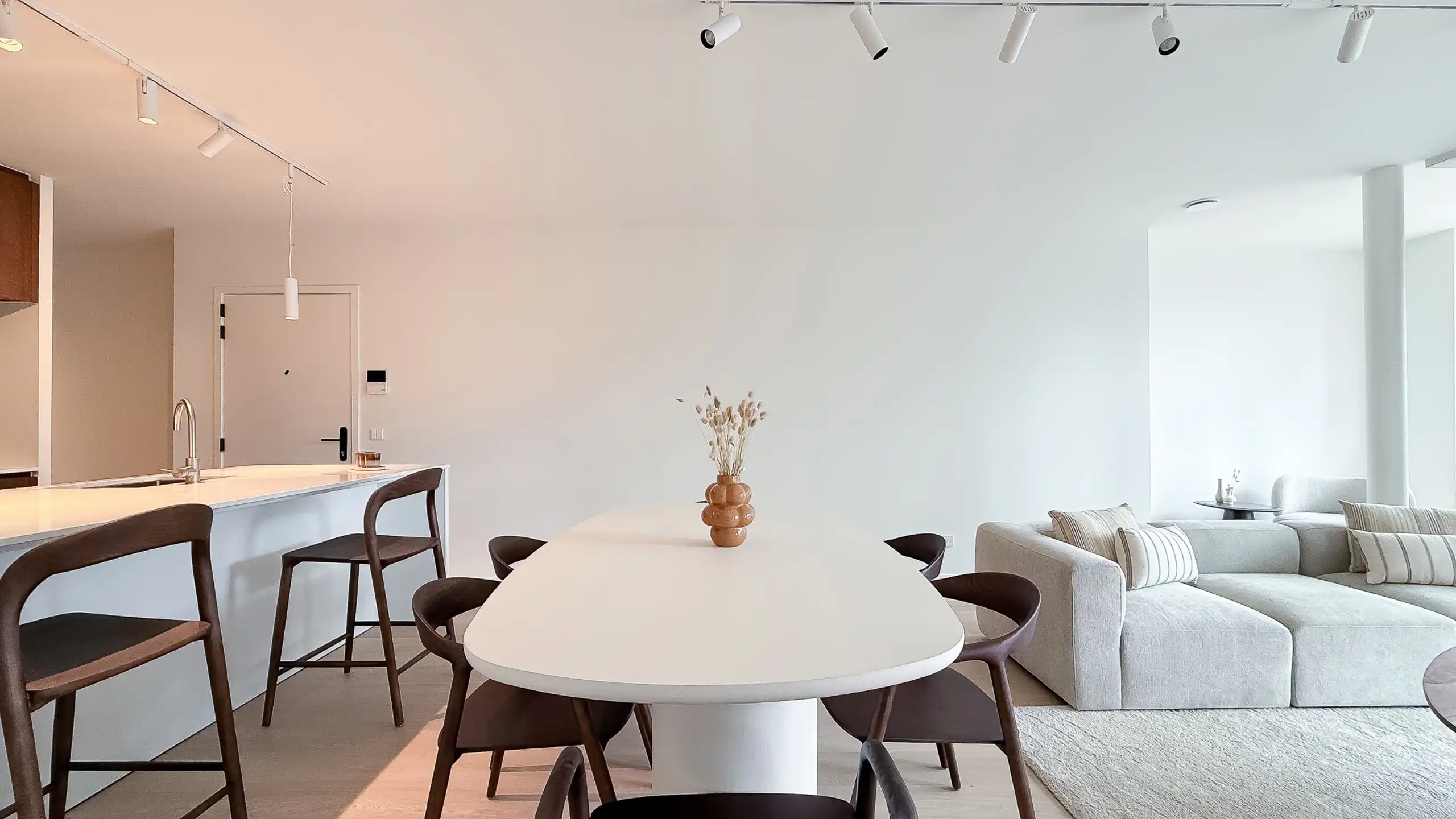 Gelijkvloers nieuwbouwappartement met ruim zonneterras foto 12