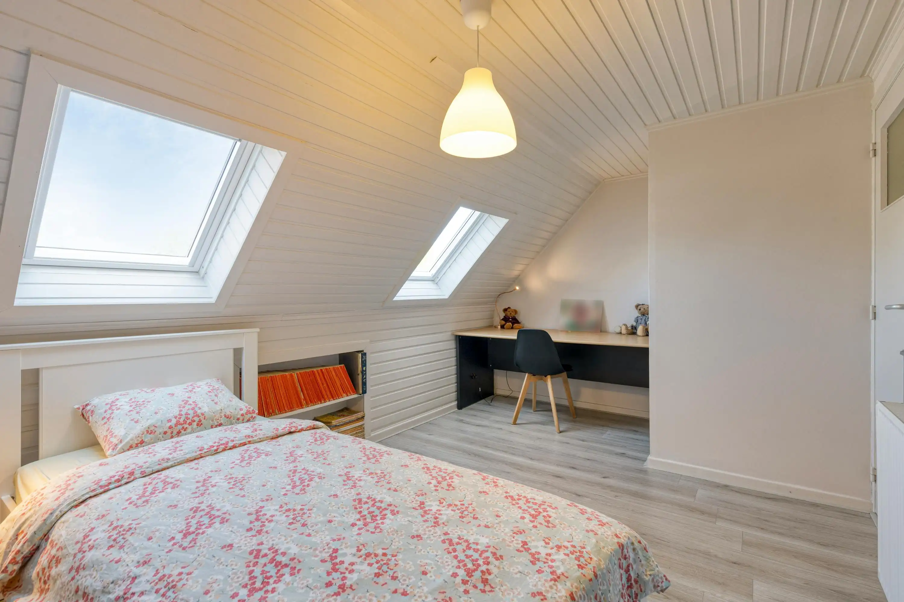 Verrassend ruim, polyvalent huis met 5 slaapkamers te Sint-Kruis foto 17