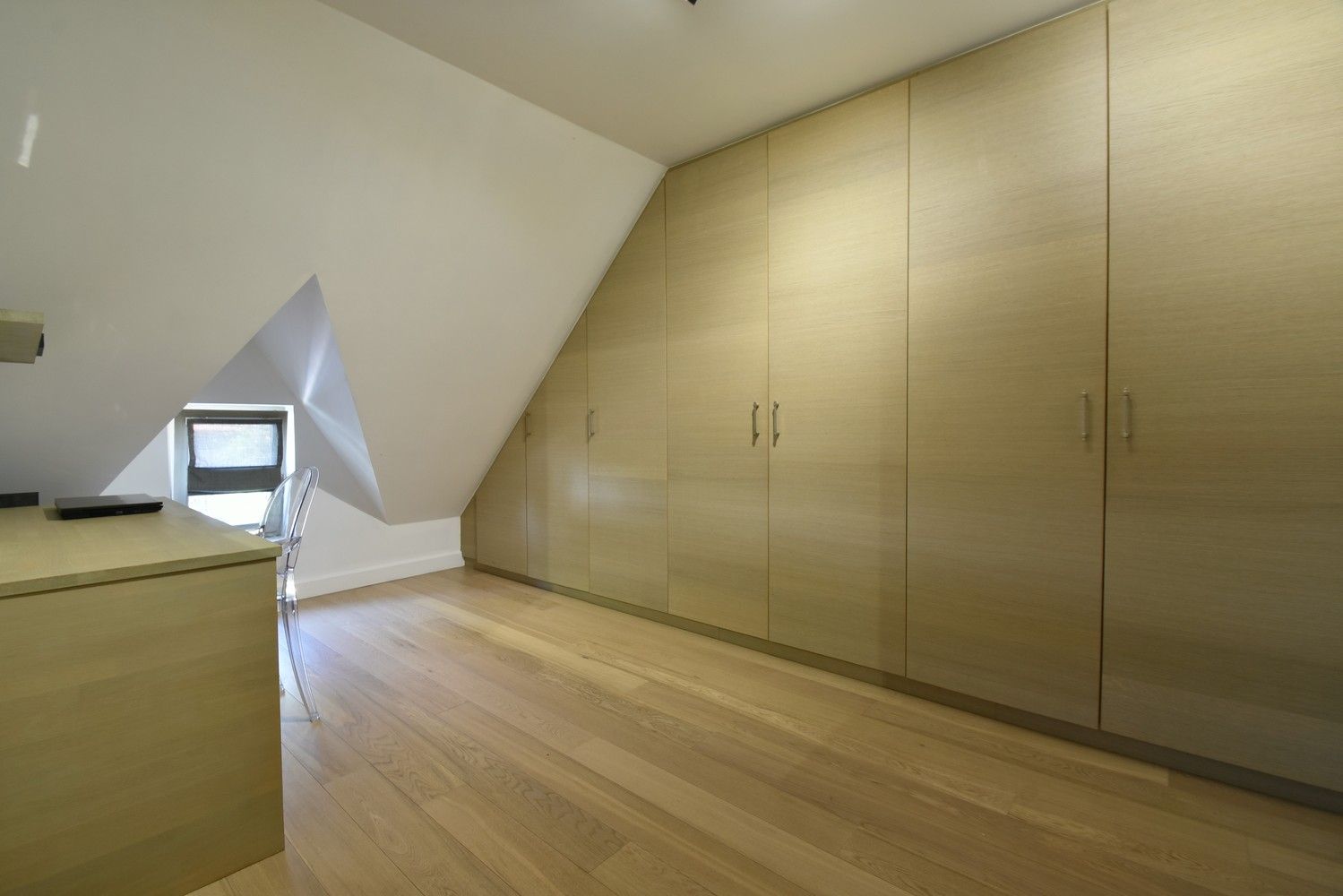 Stijlvol appartement in een tijdloze exclusieve residentie in het groene Bokrijk foto 16