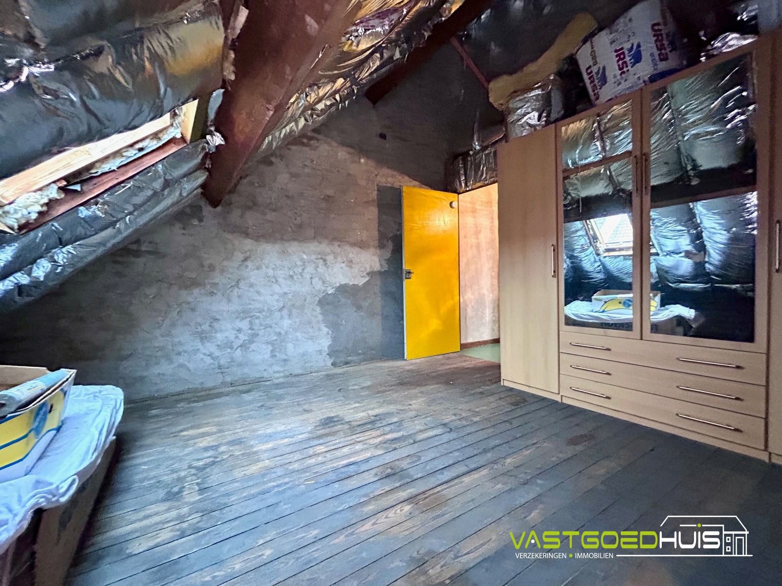 Instapklare gezinswoning met 3 slpks en aangelegde tuin foto 23