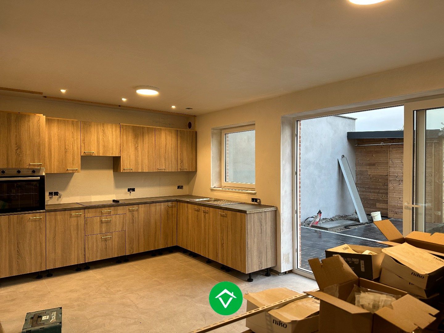 Stijlvolle halfopen nieuwbouwwoning in het landelijke Koekelare foto 10