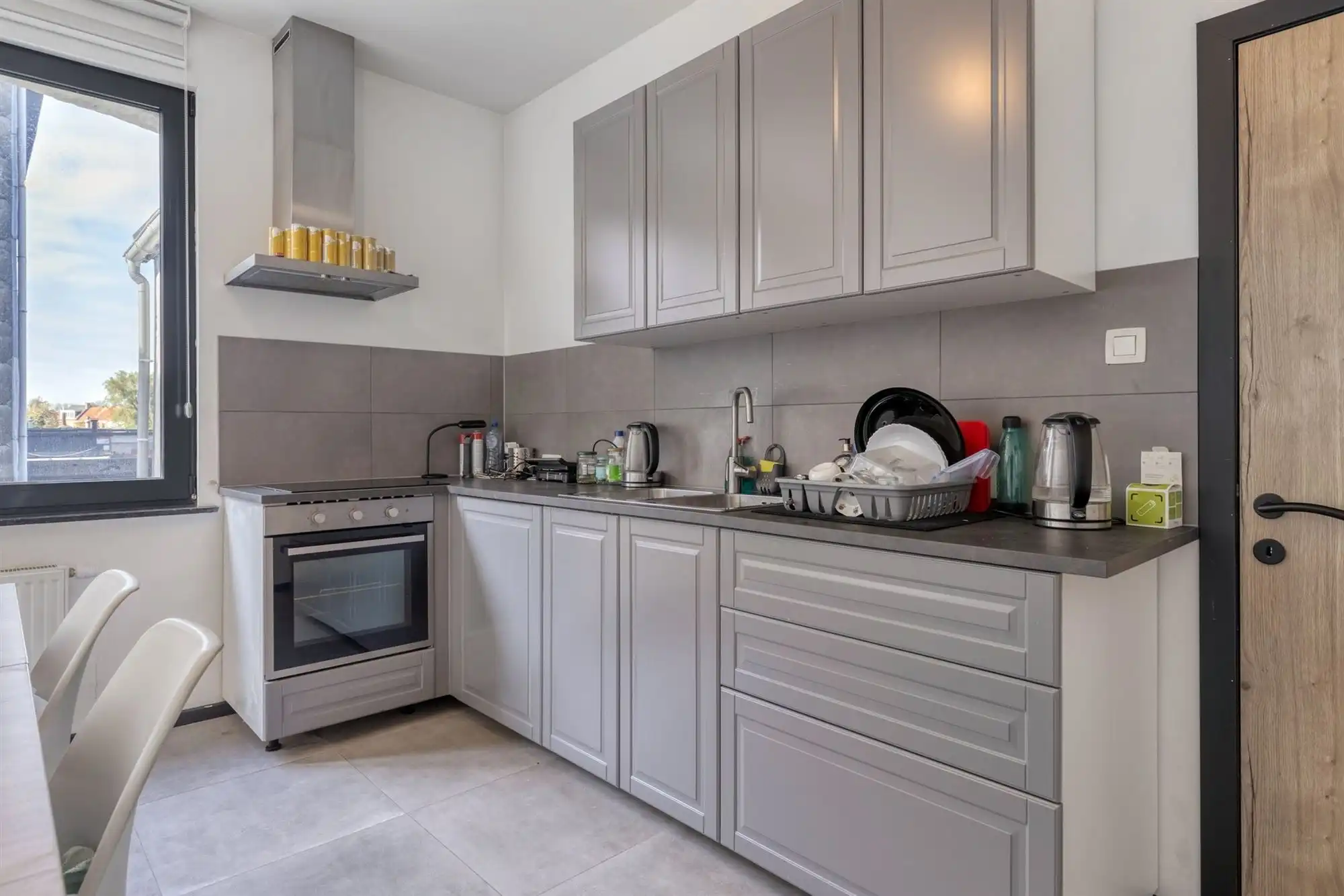 Ruime kangoeroe woning met 5 slk + 2 badk + terras in Lier foto 18