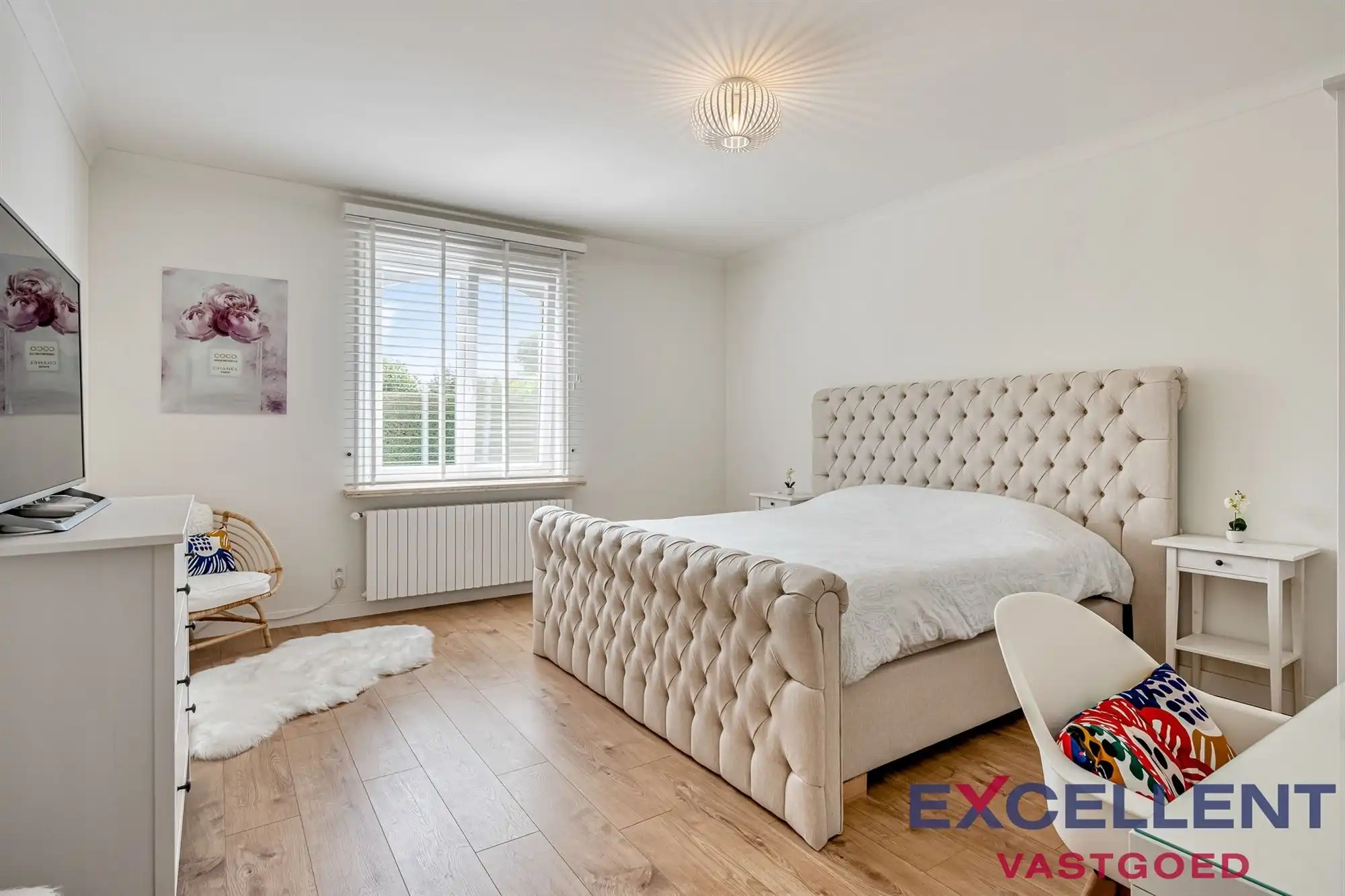 Modern gerenoveerde en riante villa met verzicht te koop foto 17