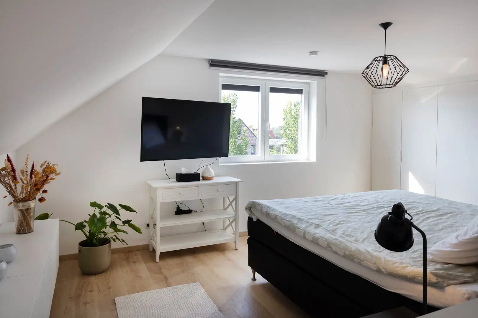 Zeer verzorgde, instapklare woning met 4 slaapkamers. foto 11